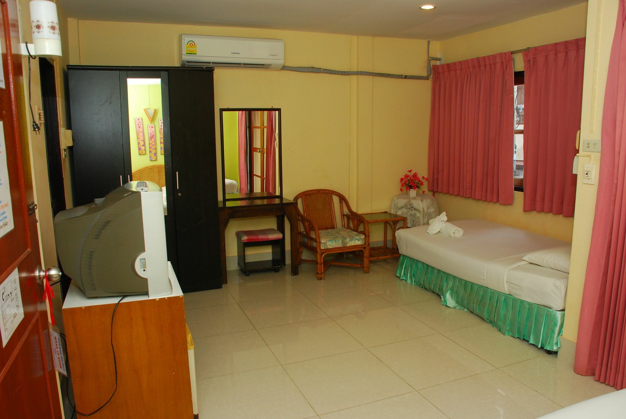 Nilawan Guesthouse Hua Hin Exterior photo